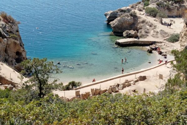 Πεζοπορία στο Λουτράκι παράκτια διαδρομή - Ηραίο