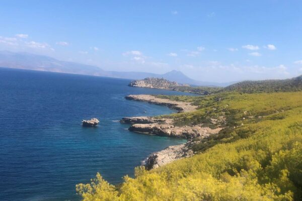 Πεζοπορία στο Λουτράκι παράκτια διαδρομή - Ηραίο