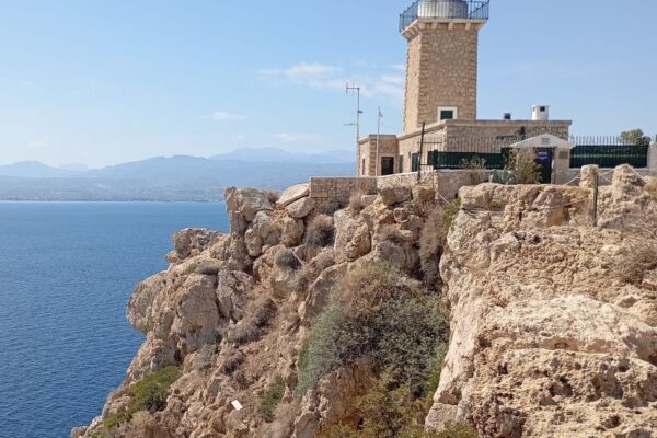 Πεζοπορία στο Λουτράκι παράκτια διαδρομή - Ηραίο